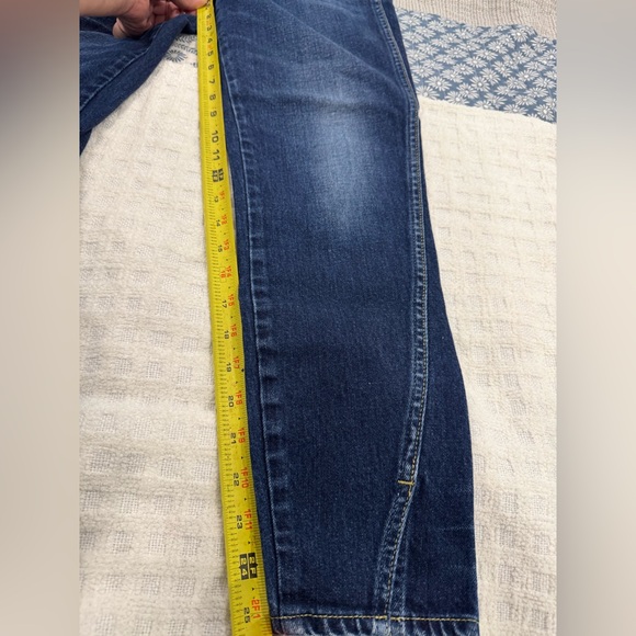 NWOT AMO Twist True Blue Designer Cropped Jeans, Size 29 - Picture 7 of 12